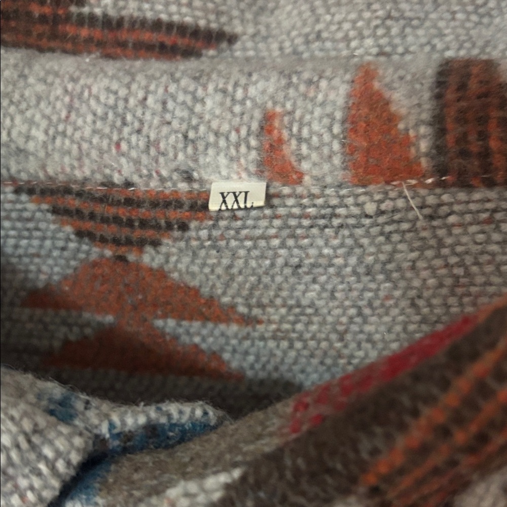 Southwestern Pattern Button-Up Shacket in Heather… - image 2